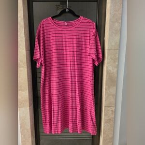 t-shirt dress